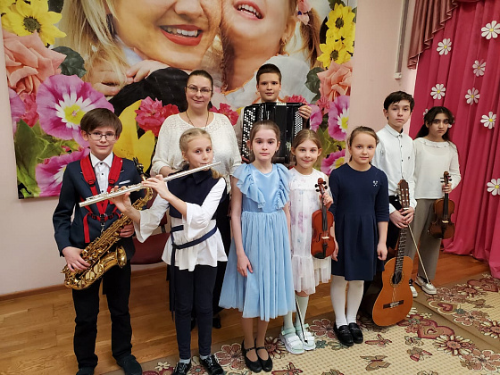 Концерт учащихся  «ДМШ им. Б.В. Асафьева»  в д/с «Щелкунчик»